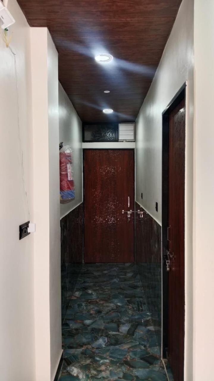 Golden Guest House اوجاين المظهر الخارجي الصورة